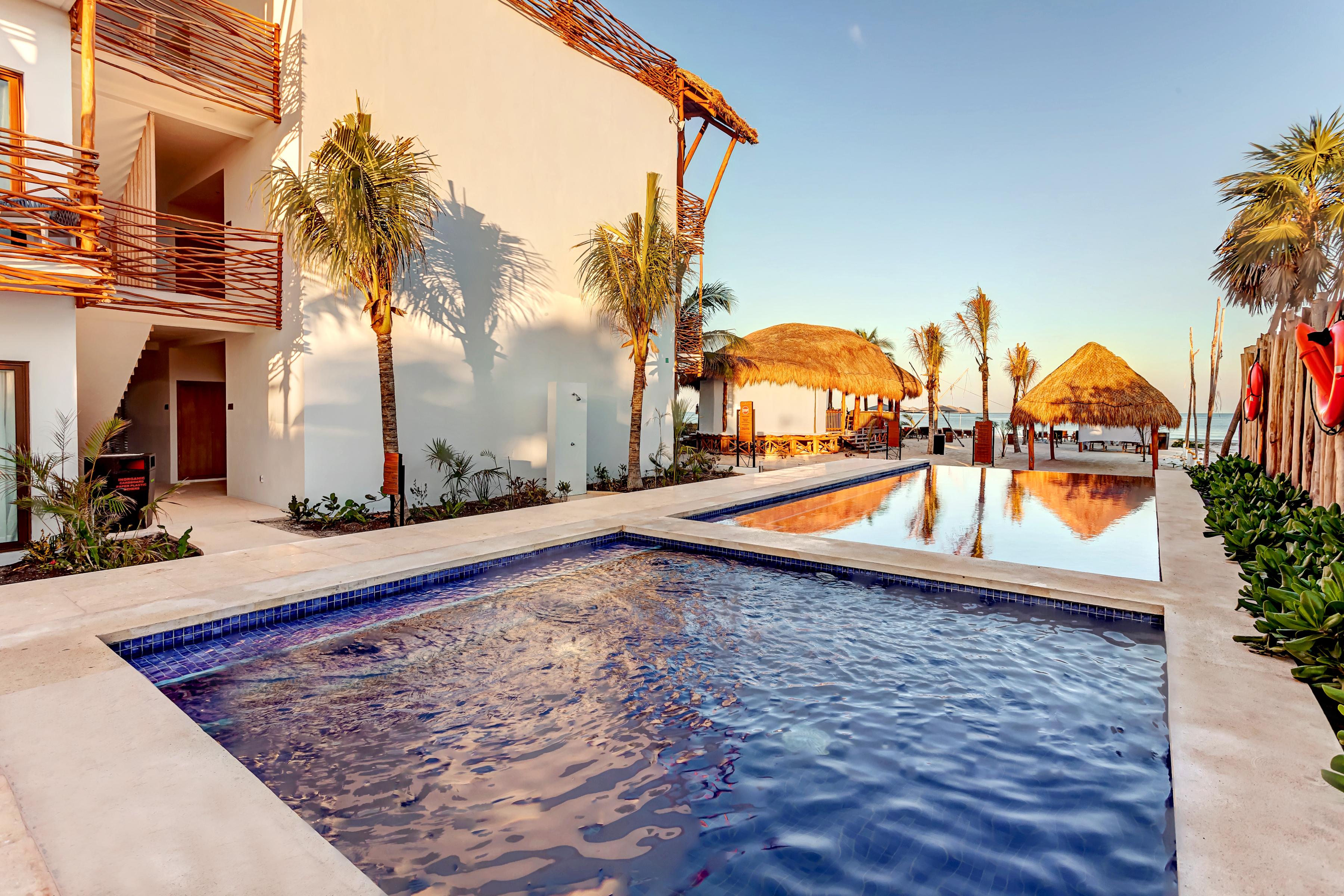 Mystique Holbox By Royalton, A Tribute Portfolio Resort Экстерьер фото